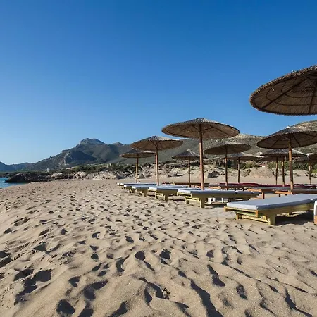 En Plo Beachfront Pensionat *
